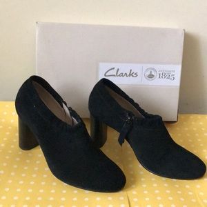 Clarks Grace Lola Black Suede Daim Nior Booties